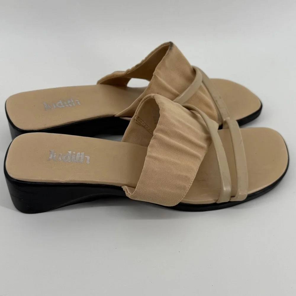 Vintage Y2K Tan Ribbed Fabric Wedge Slide On Stretch Strap Sandals Women Size 9M